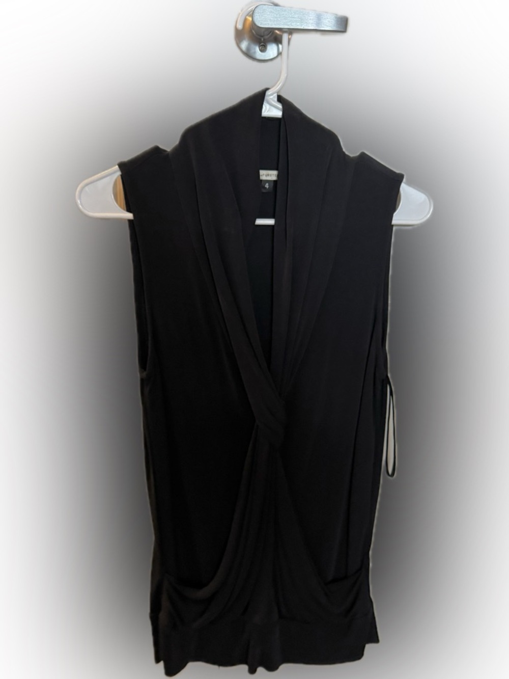 Diane Von Furstenberg Sleeveless Draped V-Neck Women's Top - Black